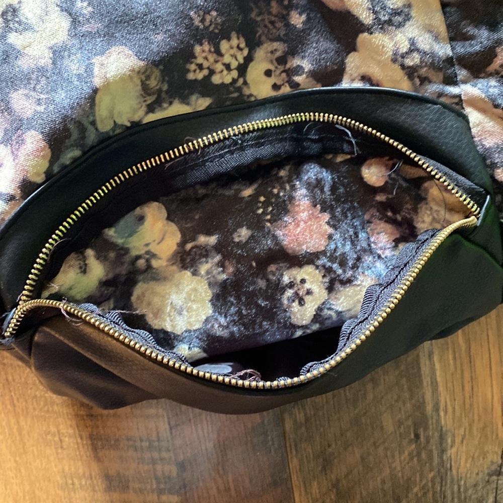 Mossimo floral backpack - Picture 6 of 6
